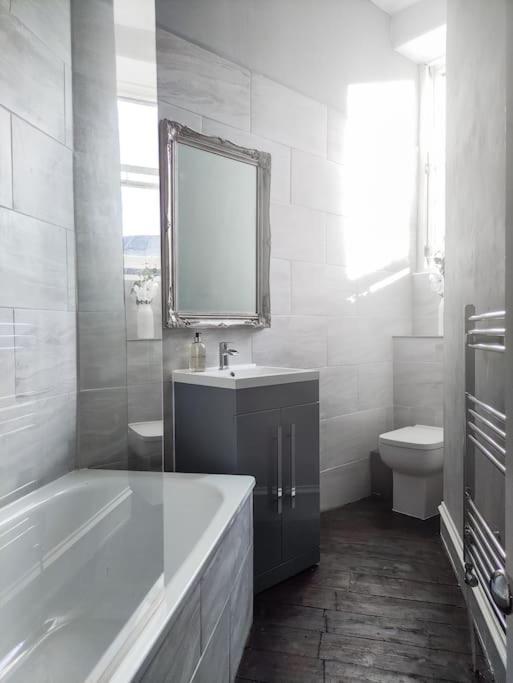 Beautiful Georgian New Town 2 Bed Apartment Эдинбург Экстерьер фото